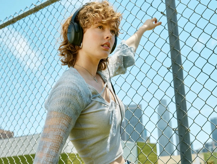 BOSE  QuietComfort Headphones