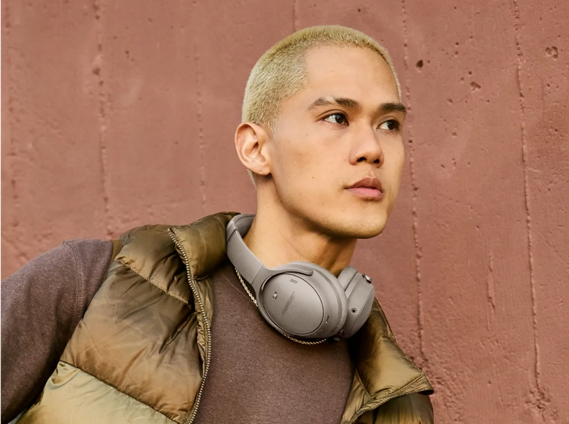 BOSE  QuietComfort Headphones