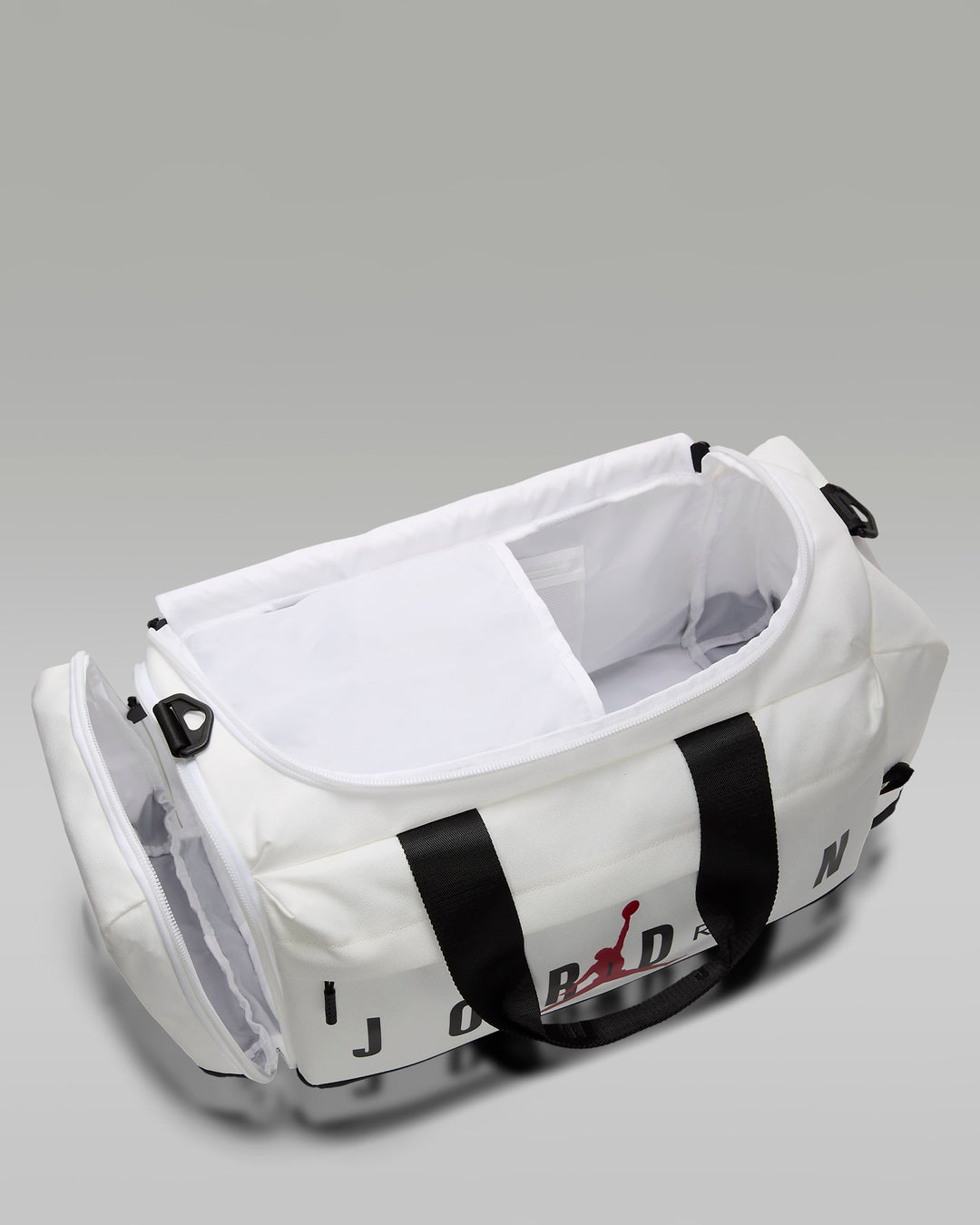 NIKE Jordan Duffel Bag (46L)