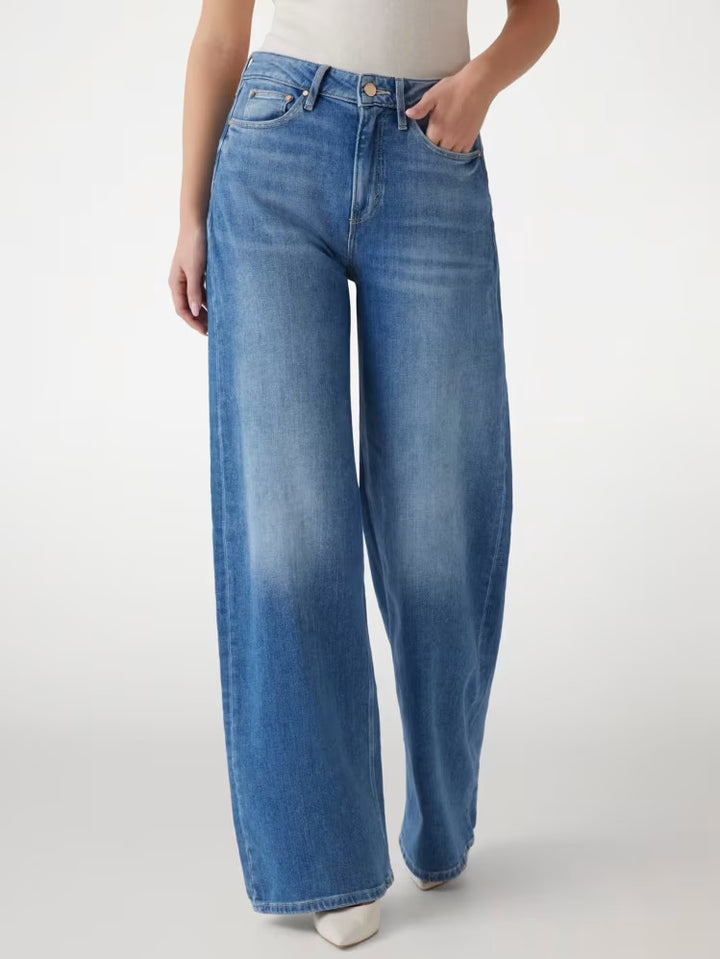 Guess Eco Bellflower Relaxed Jeans