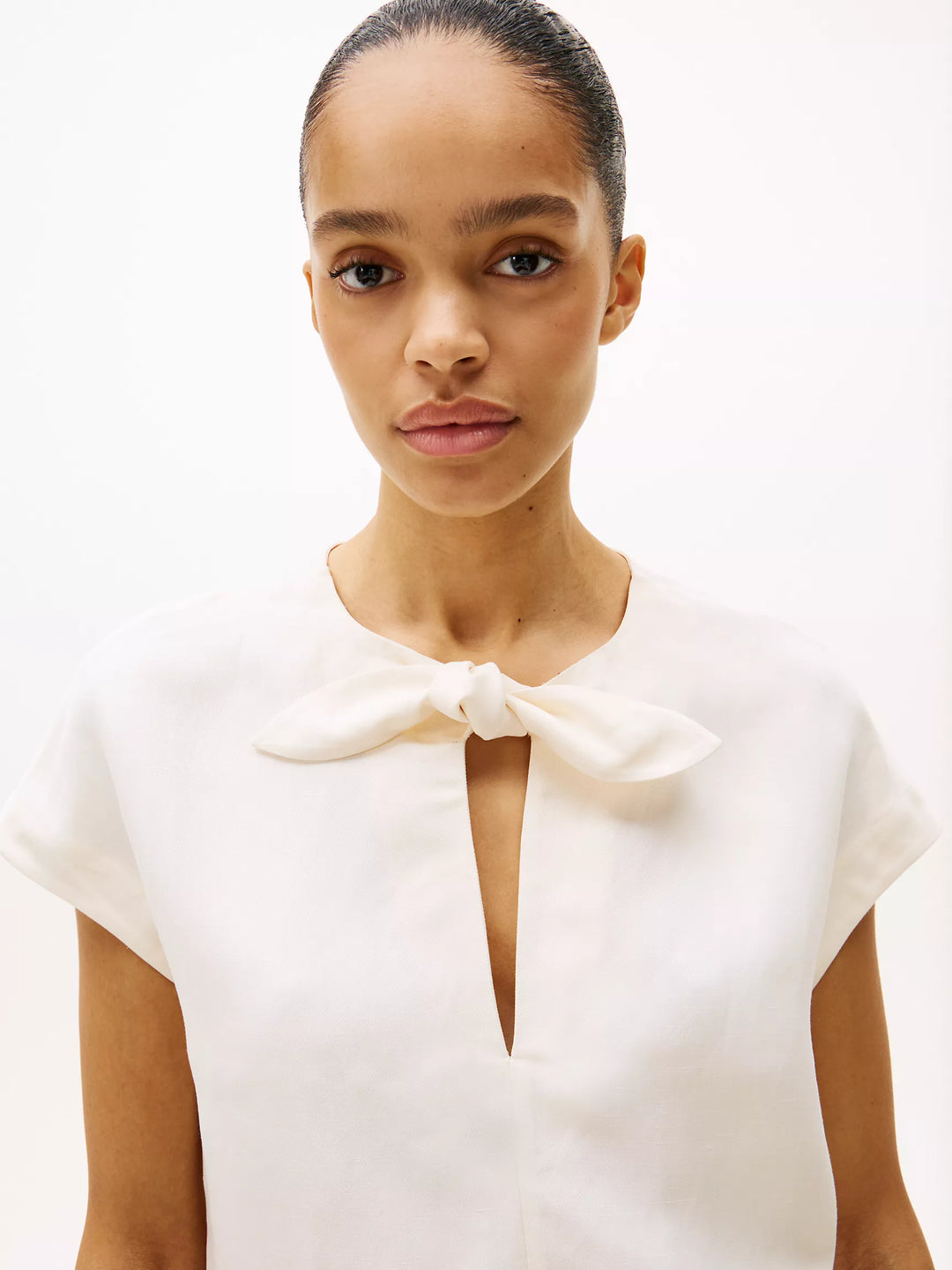 Tommy Hilfiger Linen-Blend Tie-Neck Top