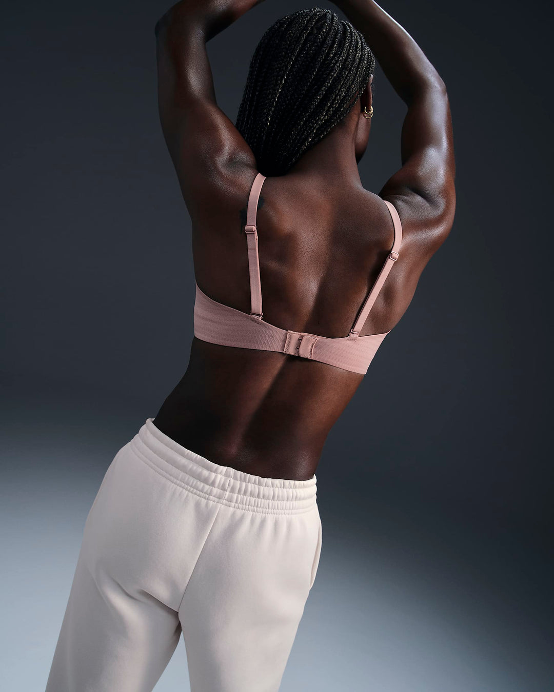 Nike Alate Minimalist Women's Light-Support Padded Convertible Sports Bra