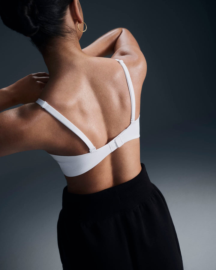 Nike Alate Minimalist Women's Light-Support Padded Convertible Sports Bra