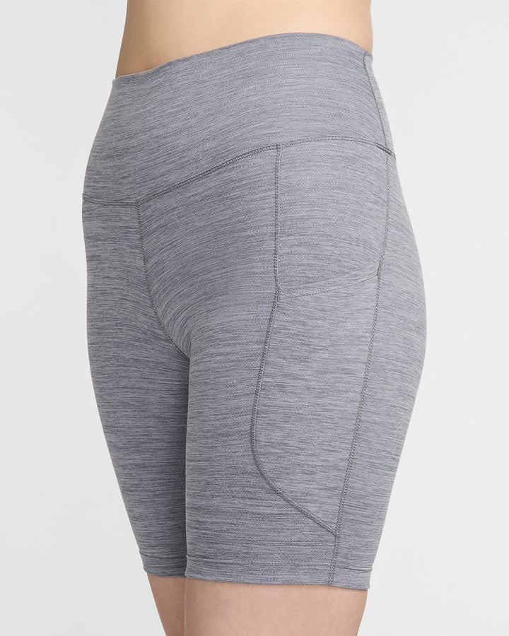 Nike One Women's High-Waisted 8" Biker Shorts with Pockets