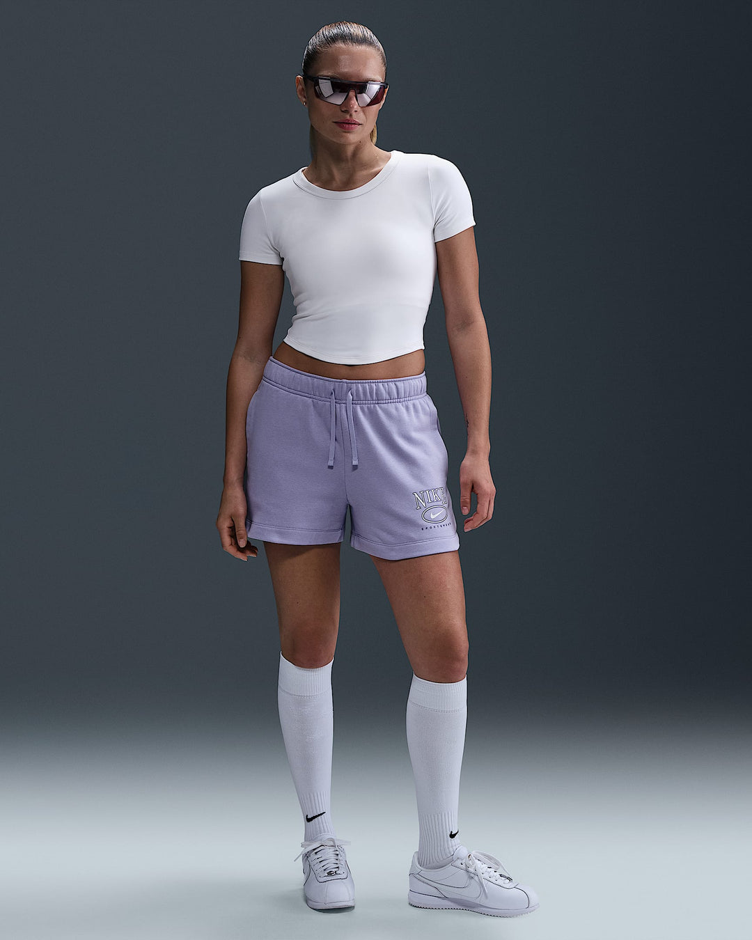Nike Sportswear Club Fleece Women's Mid-Rise 4" Graphic Shorts