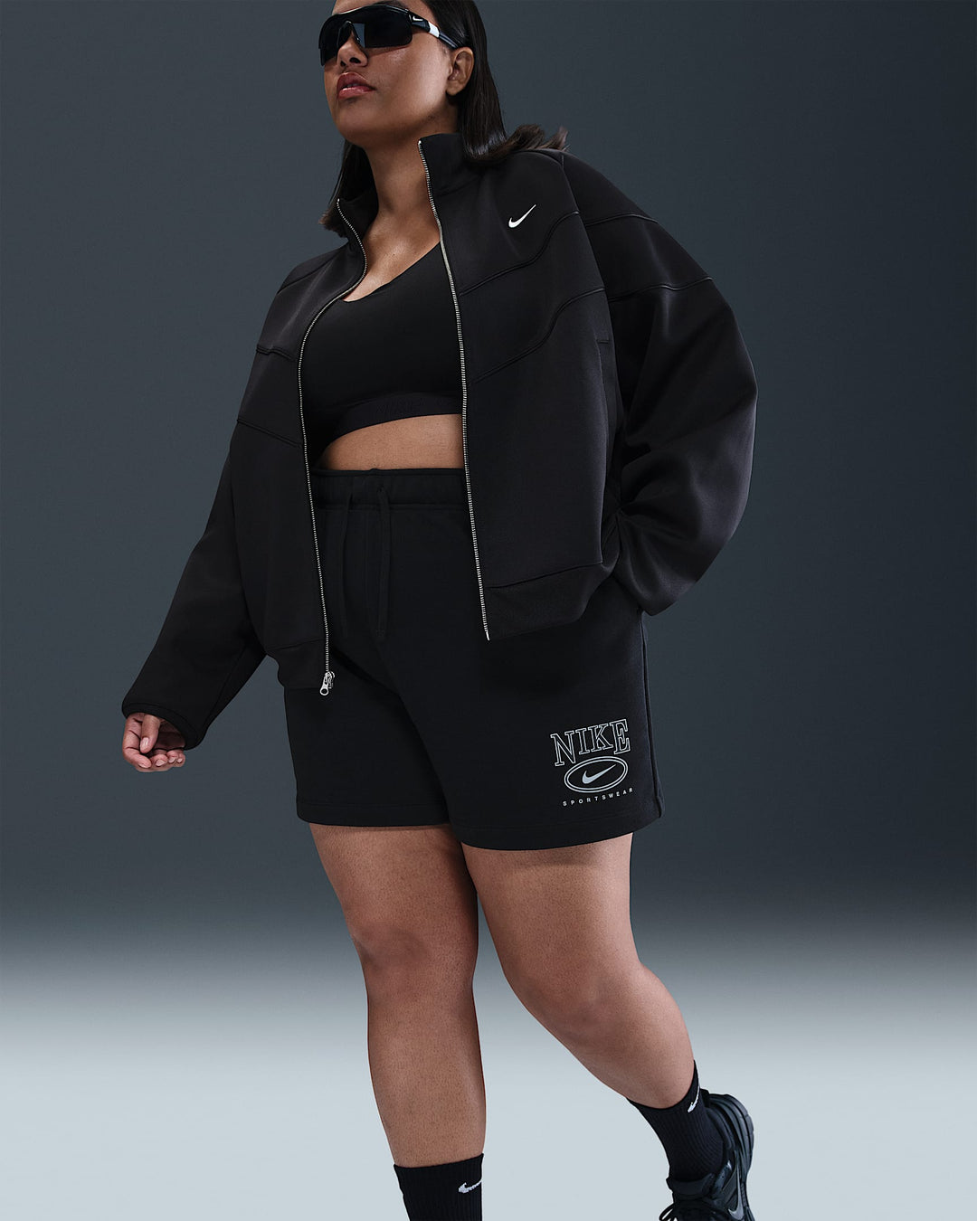 Nike Sportswear Club Fleece Women's Mid-Rise 4" Graphic Shorts (Plus Size)