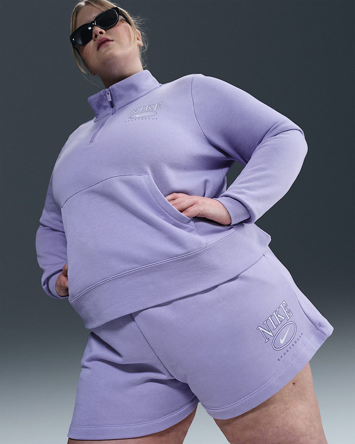 Nike Sportswear Club Fleece Women's Mid-Rise 4" Graphic Shorts (Plus Size)