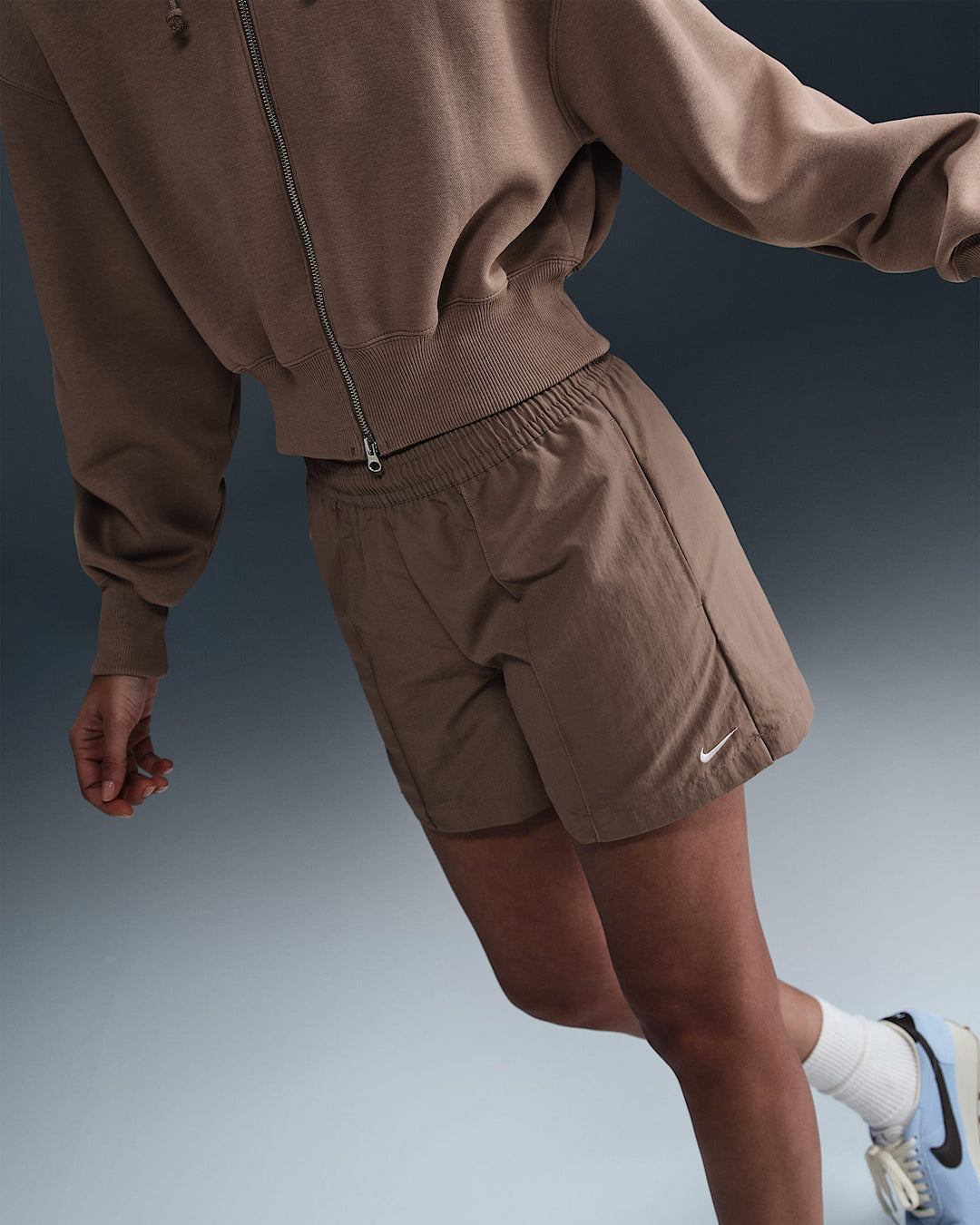 Nike Sportswear Everything Wovens Women's Mid-Rise 5" Shorts