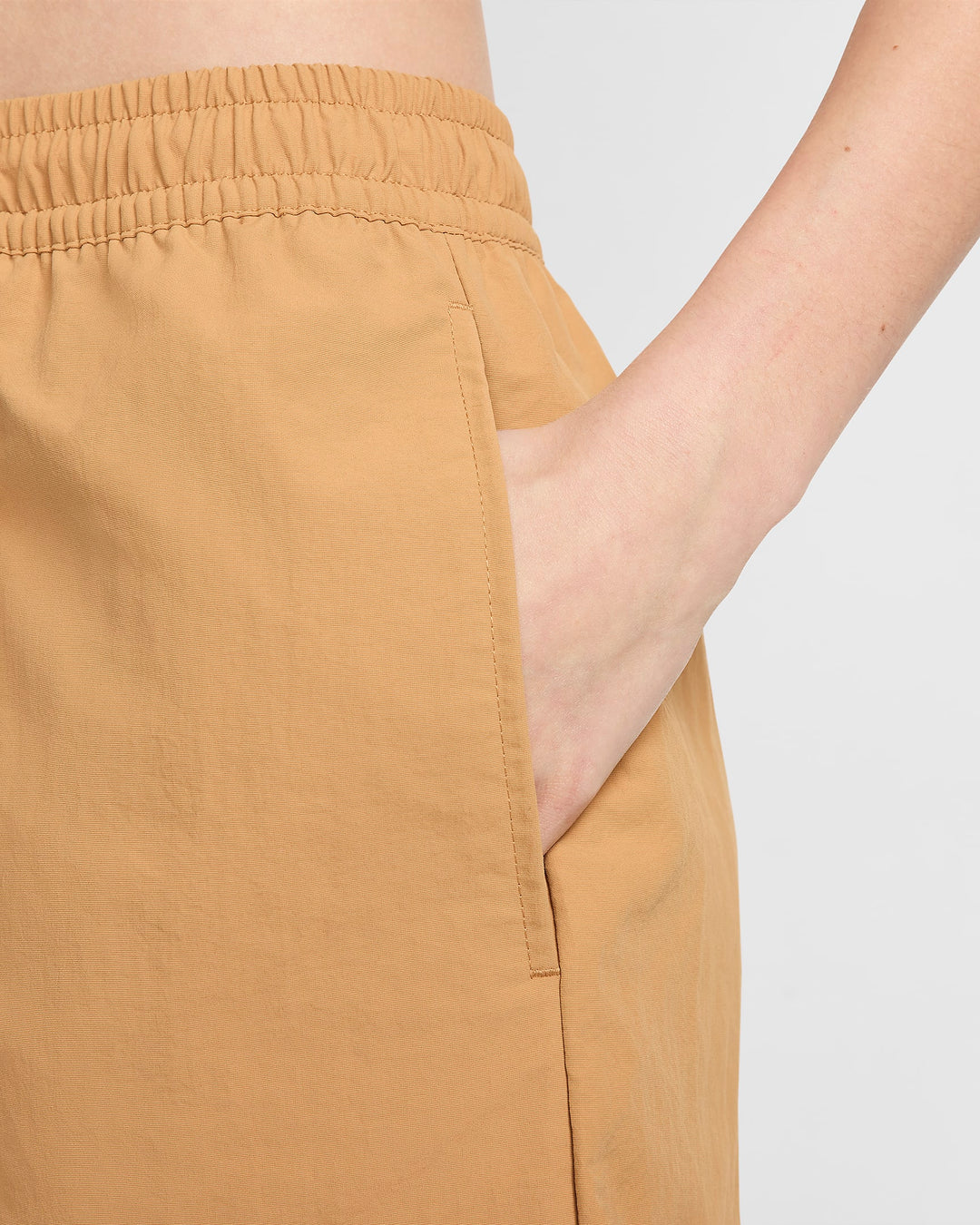 Nike Sportswear Everything Wovens Women's Mid-Rise 5" Shorts