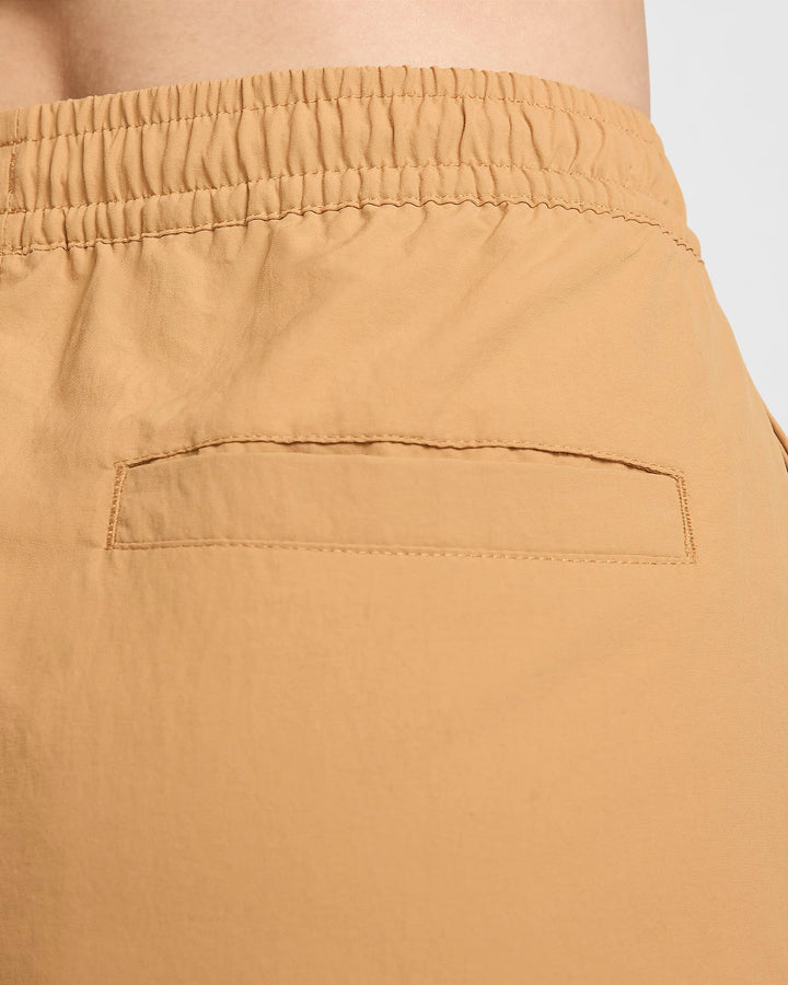 Nike Sportswear Everything Wovens Women's Mid-Rise 5" Shorts