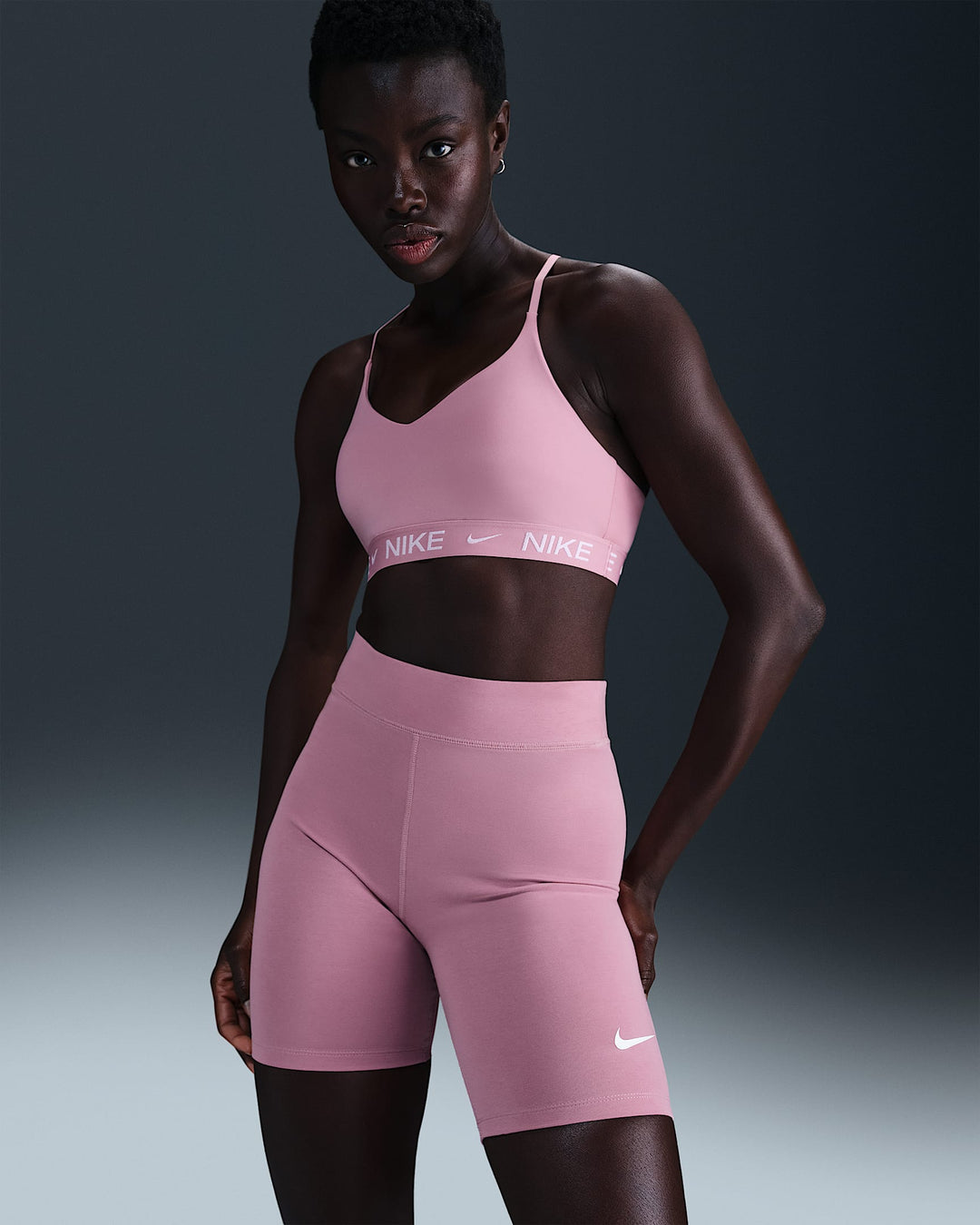 Nike Sportswear Classic Women's High-Waisted 8" Biker Shorts