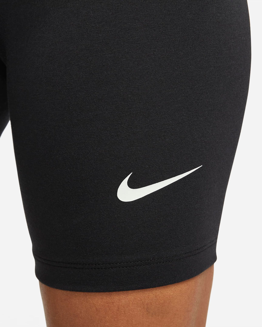 Nike Sportswear Classic Women's High-Waisted 8" Biker Shorts