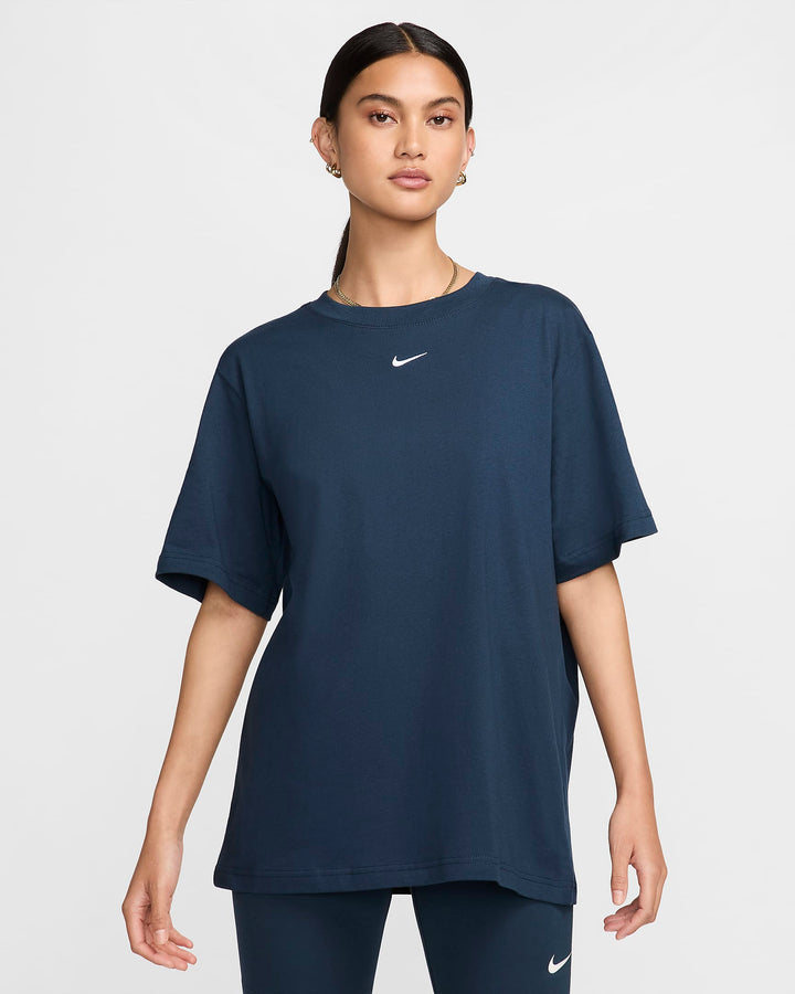 Nike Sportswear Essential