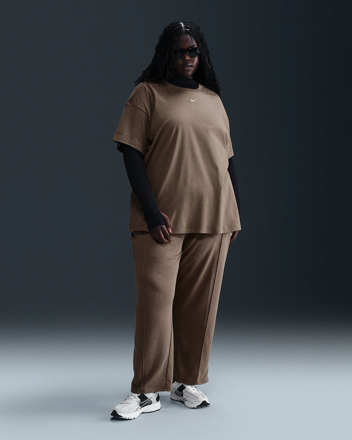 Nike Women's T-Shirt (Plus Size)