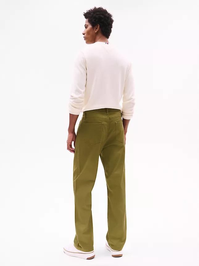Tommy Hilfiger 5-Pocket Bedford Corduroy Straight Pant