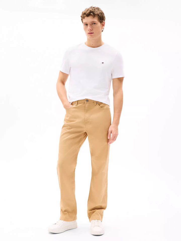 Tommy Hilfiger 5-Pocket Bedford Corduroy Straight Pant
