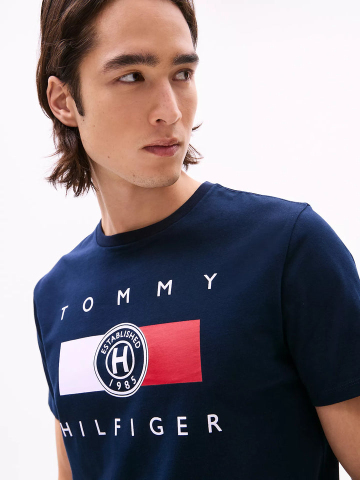 Tommy Hilfiger Circle Logo T-Shirt