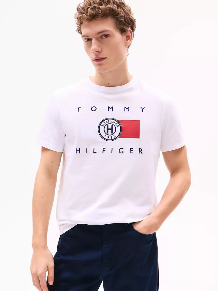 Tommy Hilfiger Circle Logo T-Shirt