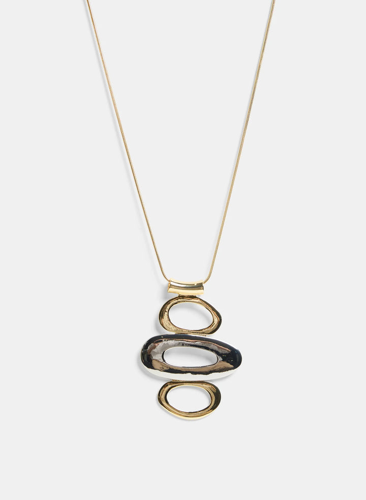 Laura Oval Layer Pendant Necklace