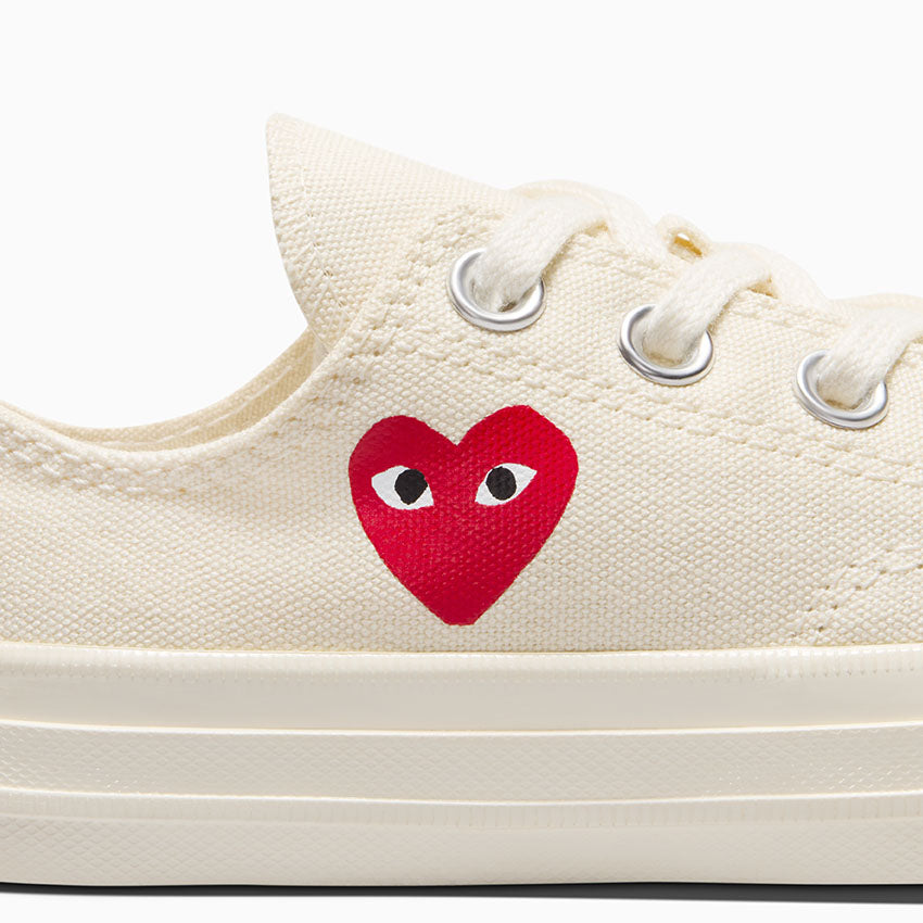 Converse X Comme des Garçons PLAY Chuck 70 OG Single Heart Low Top