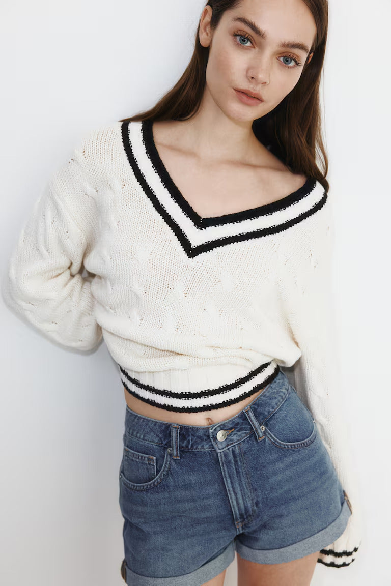 H&M HIGH-WAIST DENIM SHORTS