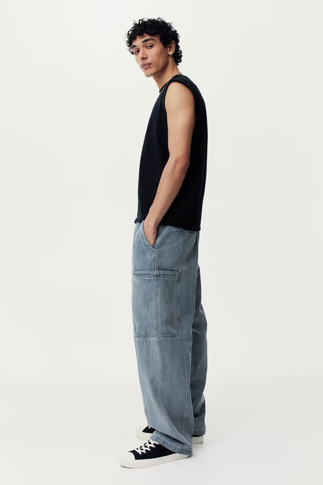 H&M Loose Fit Cargo Jeans