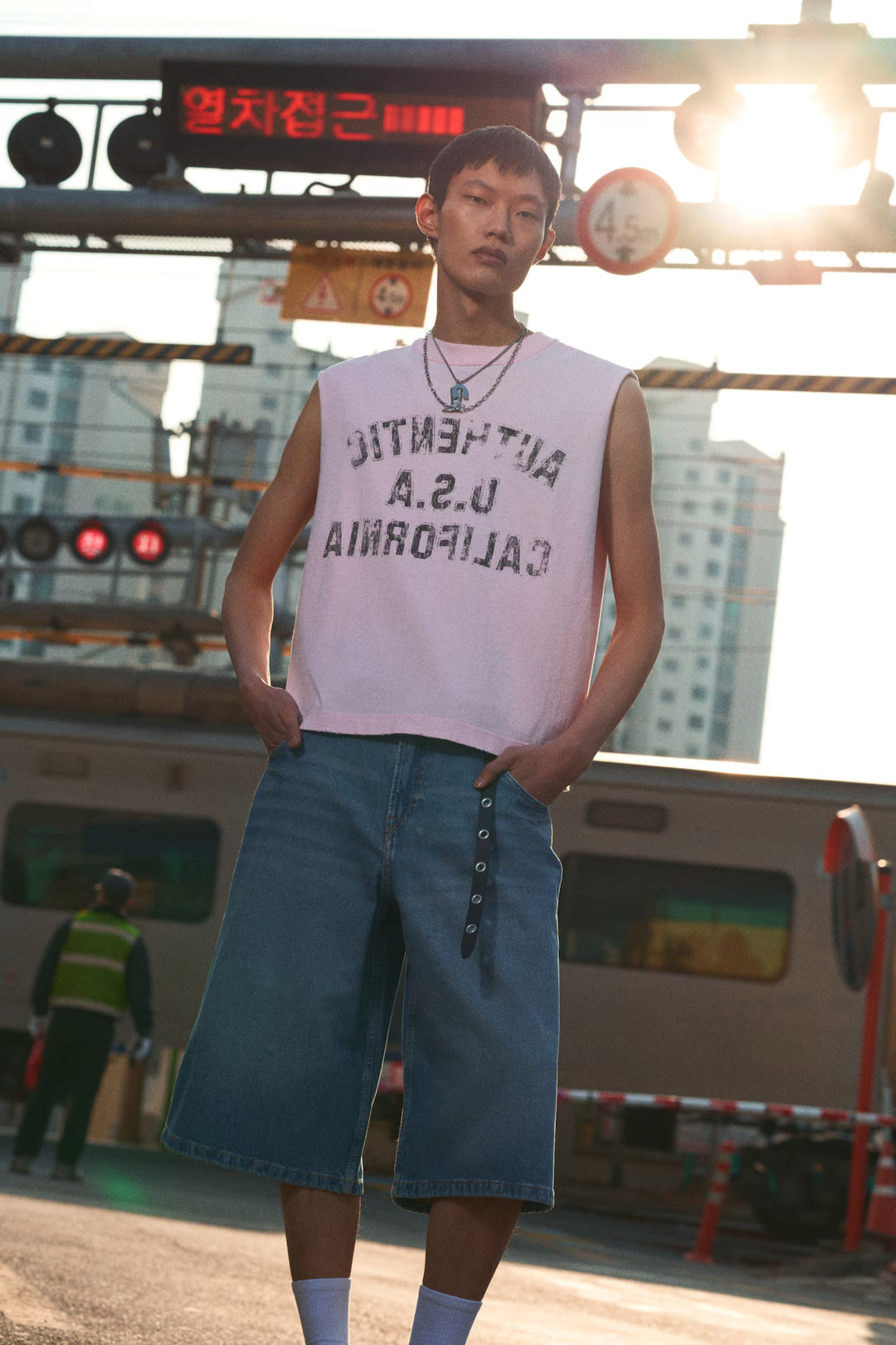 H&M Super-Baggy Denim Shorts
