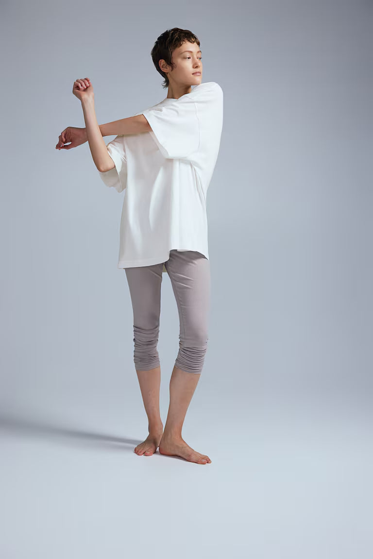 H&M OVERSIZED T-SHIRT