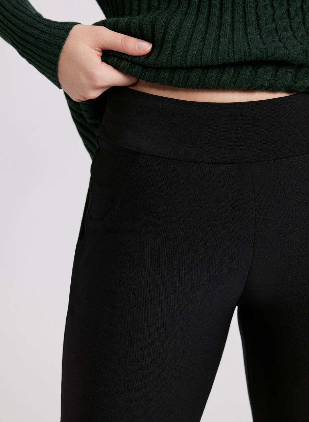 LAURA Compression Knit Leggings