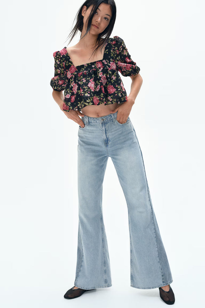 H&M Feather Soft Flared Ultra High Jeans