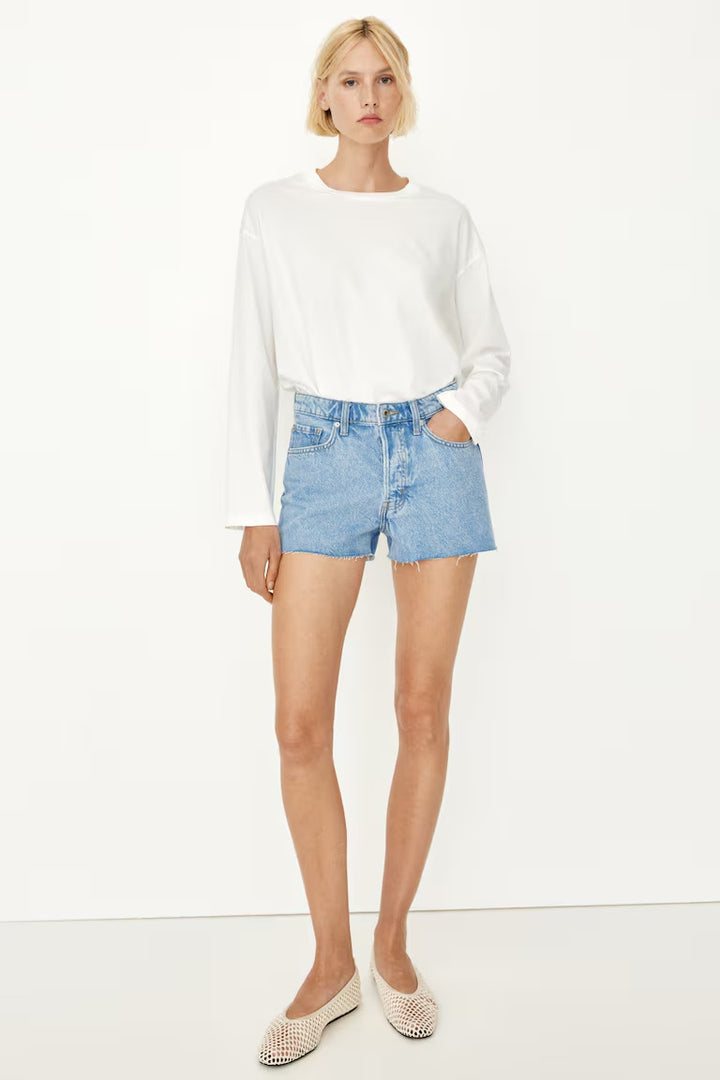 H&M HIGH-WAIST DENIM SHORTS