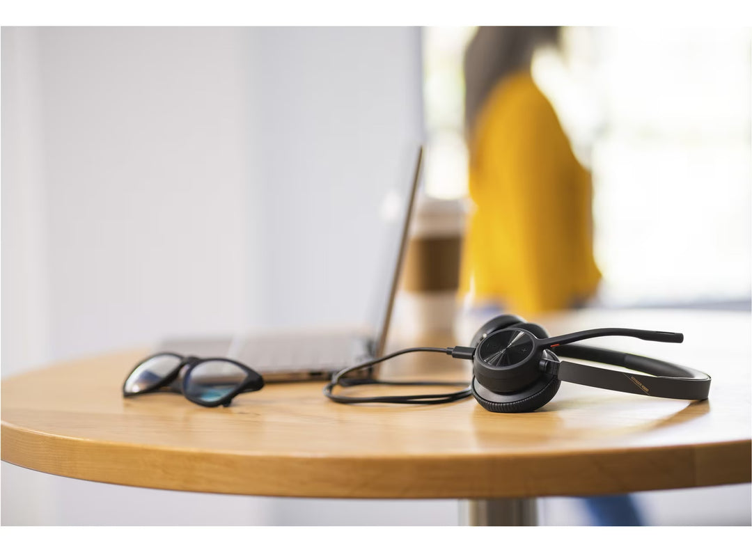 Poly Voyager 4320 UC Stereo USB-A Headset +BT700 USB-A Adapter +Charging Stand