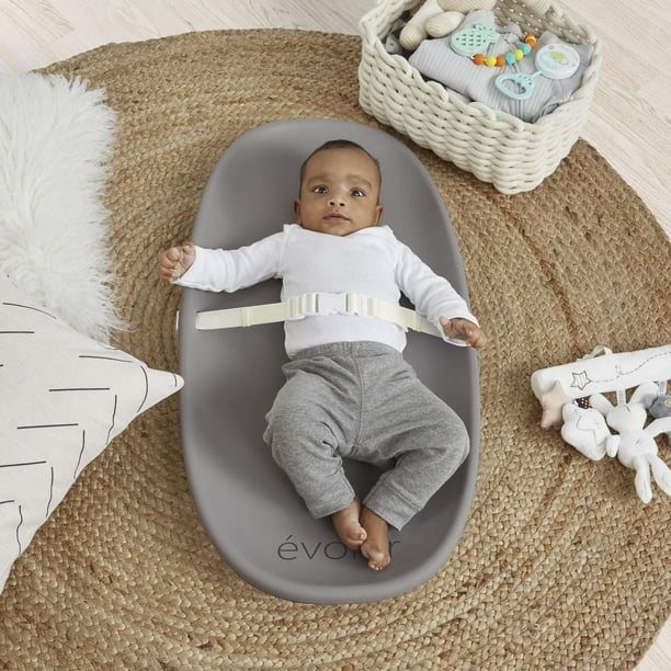 Evolur Eva Changing Pad, Lightweight and Portable
