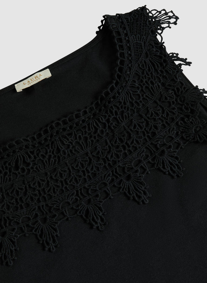 LAURA Crochet Appliqué Tank Top