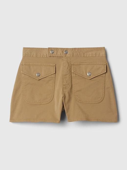 Gap 4" Downtown Khaki Shorts
