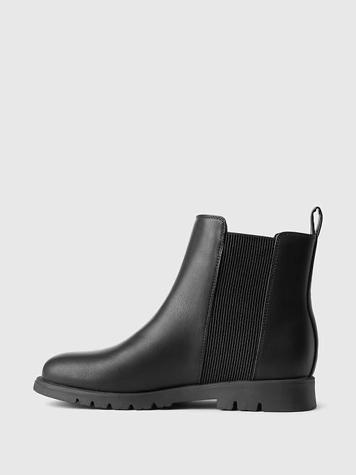 Gap Chelsea Boots