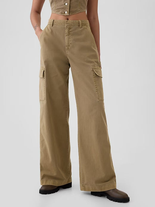 Gap Mid Rise Cargo Baggy Khakis