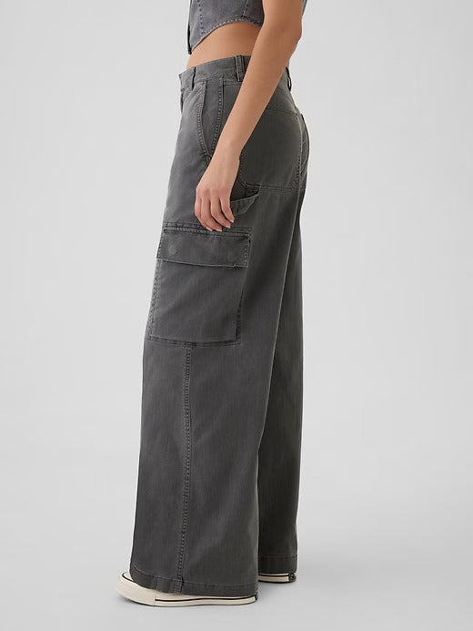 Gap Mid Rise Cargo Baggy Khakis