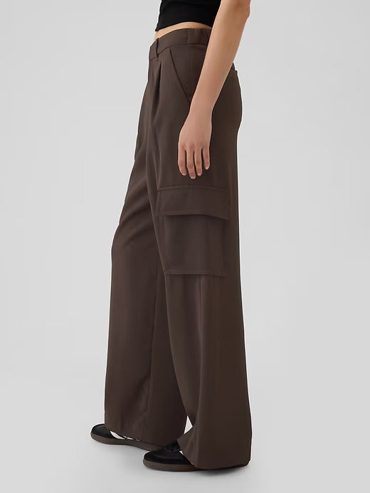 Gap 365 High Rise Cargo Pleated Trousers