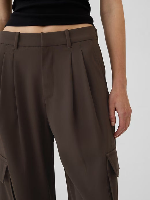 Gap 365 High Rise Cargo Pleated Trousers