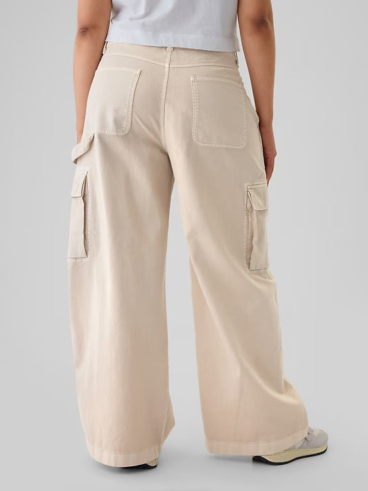 Gap Mid Rise Cargo Baggy Khakis