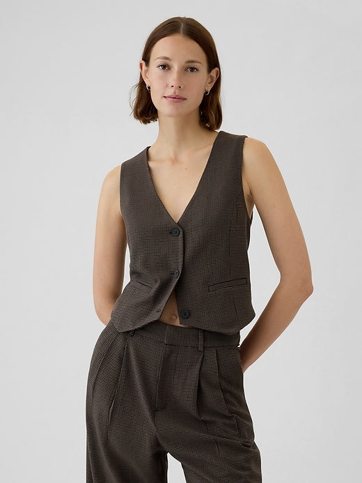 Gap Cropped Vest