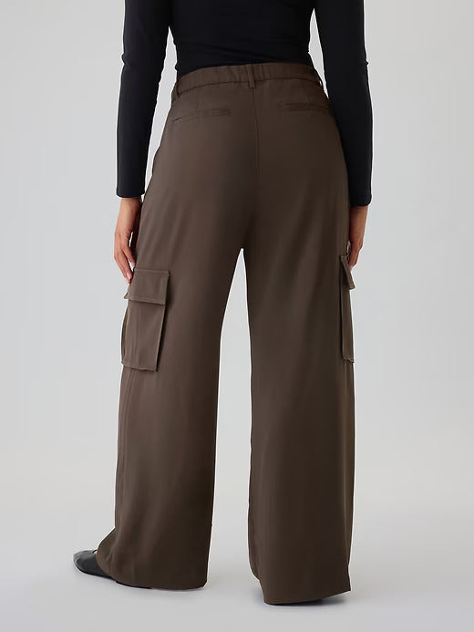 Gap 365 High Rise Cargo Pleated Trousers