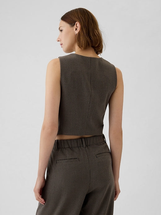Gap Cropped Vest