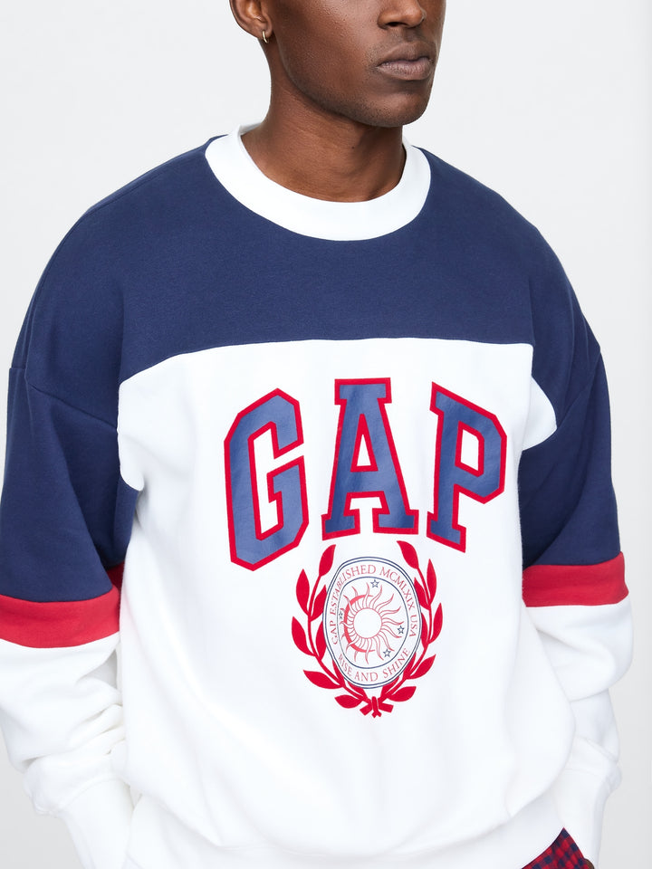 GAP VintageSoft Heavyweight Logo Sweatshirt