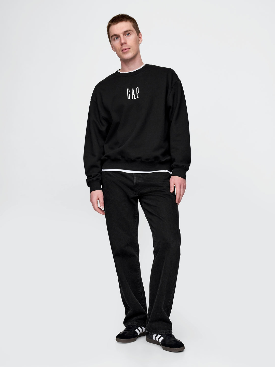 GAP Heavyweight Oversized Logo Sweatshirt