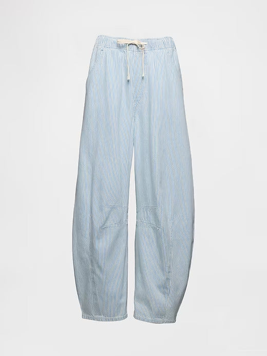 Gap Mid Rise UltraSoft Easy Horseshoe Jeans