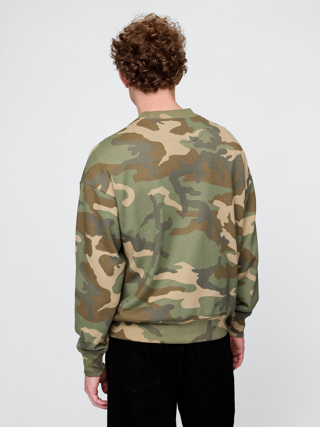 GAP Heavyweight Crewneck Sweatshirt