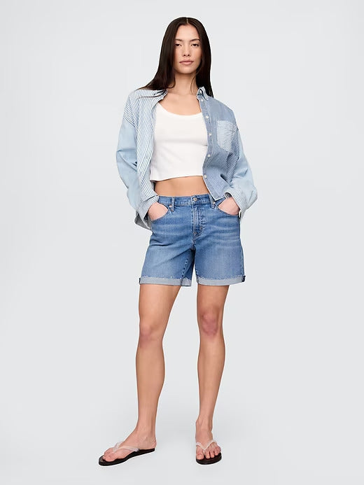 Gap 5" Mid Rise Denim Girlfriend Shorts