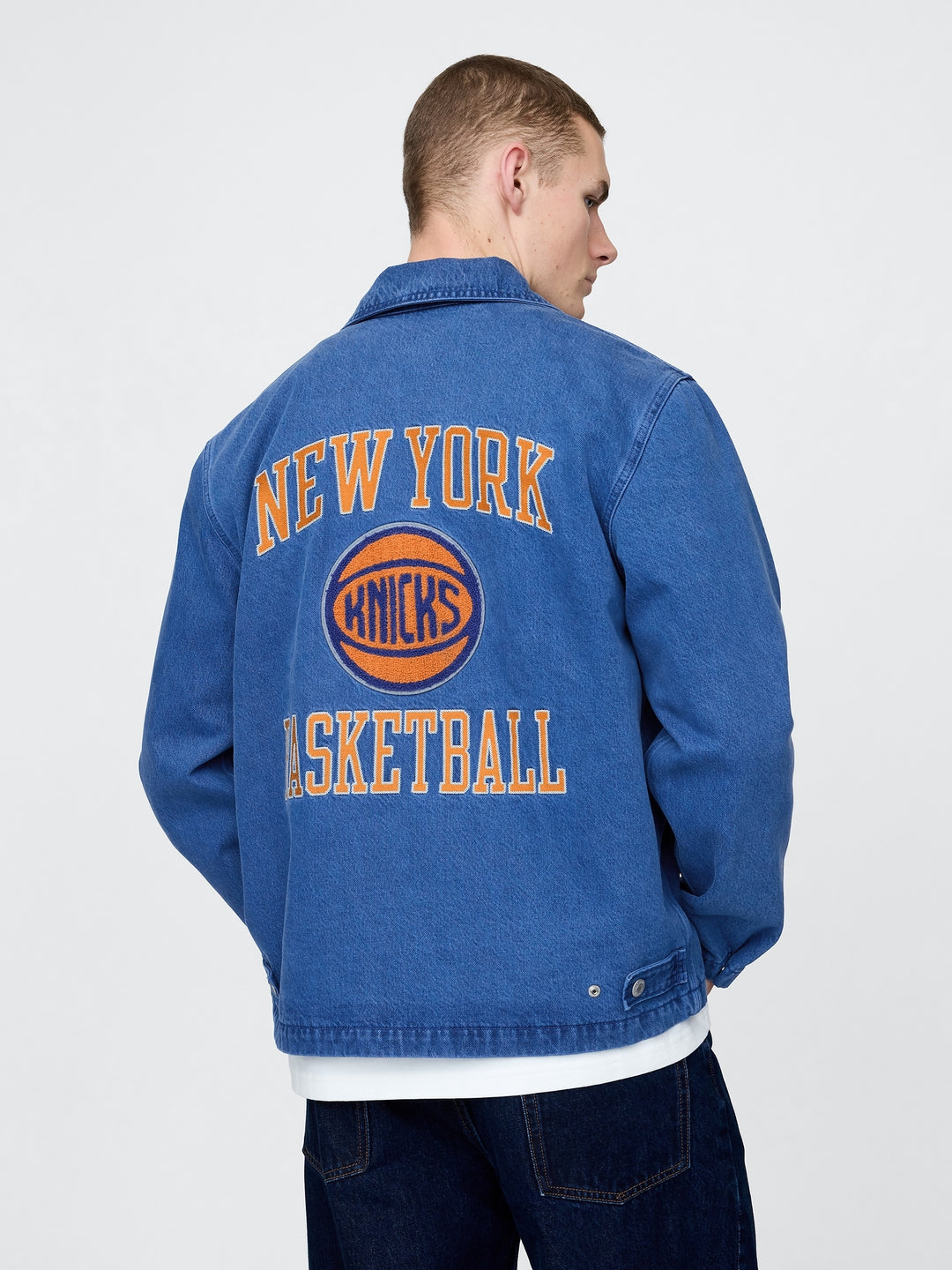 GAP NBA Chicago Bulls Logo Denim Coaches Jacket